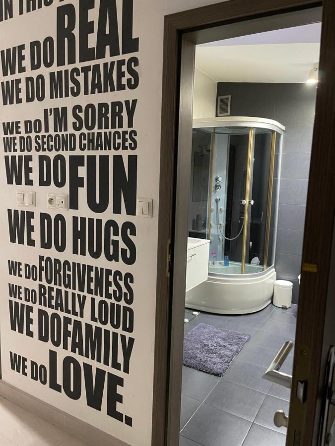 Apartament Rodzinny Ostrowiec Sw Ostrowiec Świętokrzyski Esterno foto