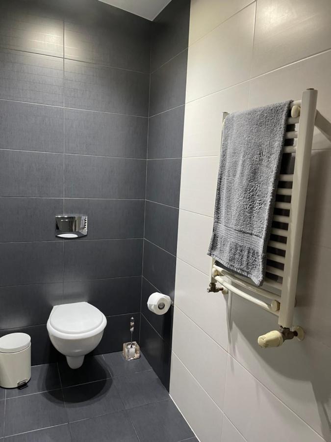 Apartament Rodzinny Ostrowiec Sw Ostrowiec Świętokrzyski Esterno foto