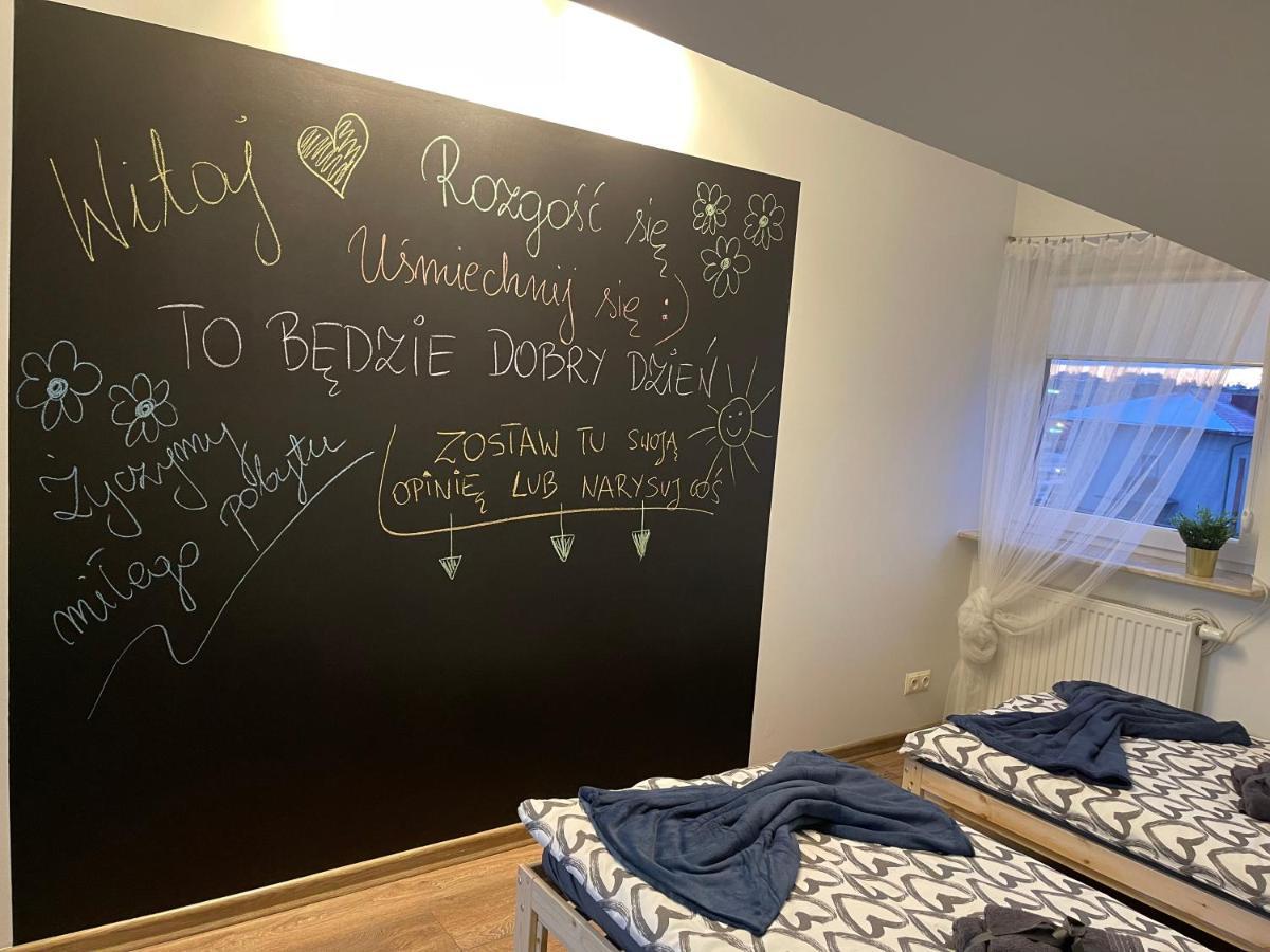 Apartament Rodzinny Ostrowiec Sw Ostrowiec Świętokrzyski Esterno foto