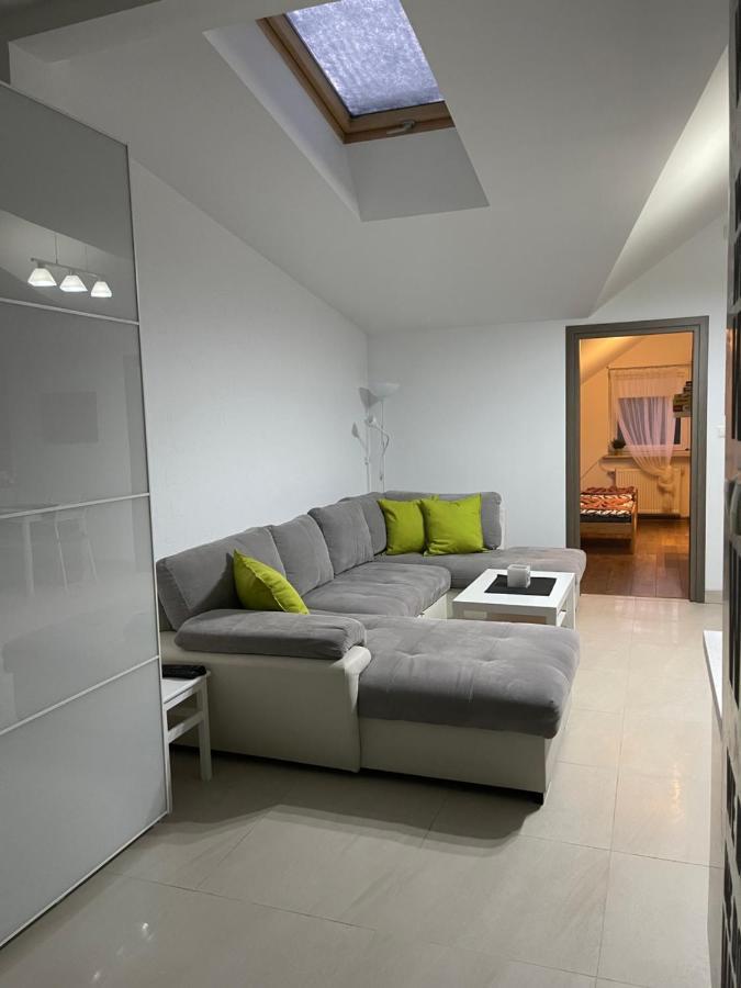 Apartament Rodzinny Ostrowiec Sw Ostrowiec Świętokrzyski Esterno foto